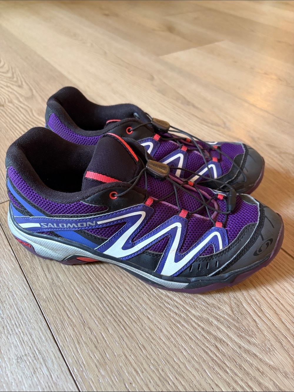 Salomon Women's Purple and Black Trail Runners